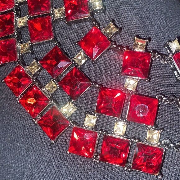 Kenneth Cole Statement Necklace!  - Picture 5 of 14